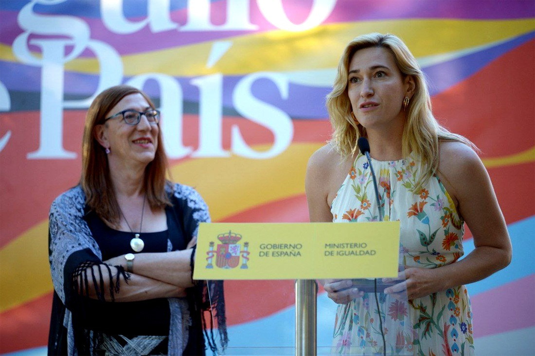 Abril Zamora rep el premi Arco Iris 2022 per visibilitzar les realitats trans a la televisió, el cinema i el teatre